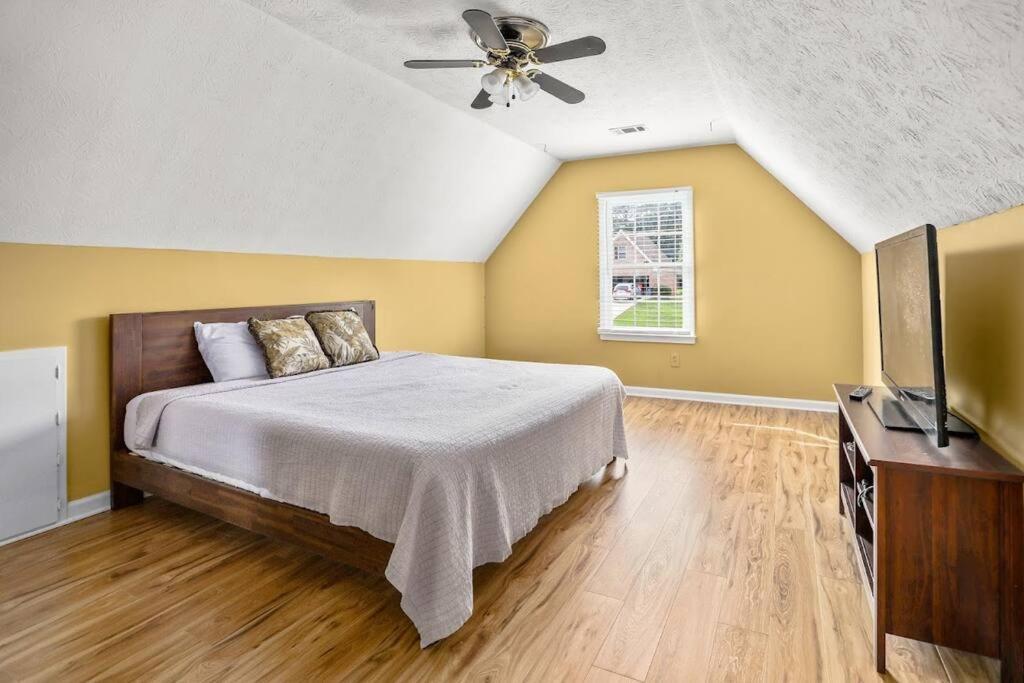 Lovely 5Bed, 3-Fullbath ! 5Min To Free Way I-85 Lawrenceville Eksteriør bilde