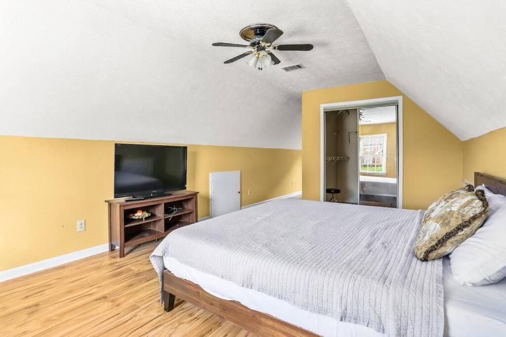 Lovely 5Bed, 3-Fullbath ! 5Min To Free Way I-85 Lawrenceville Eksteriør bilde