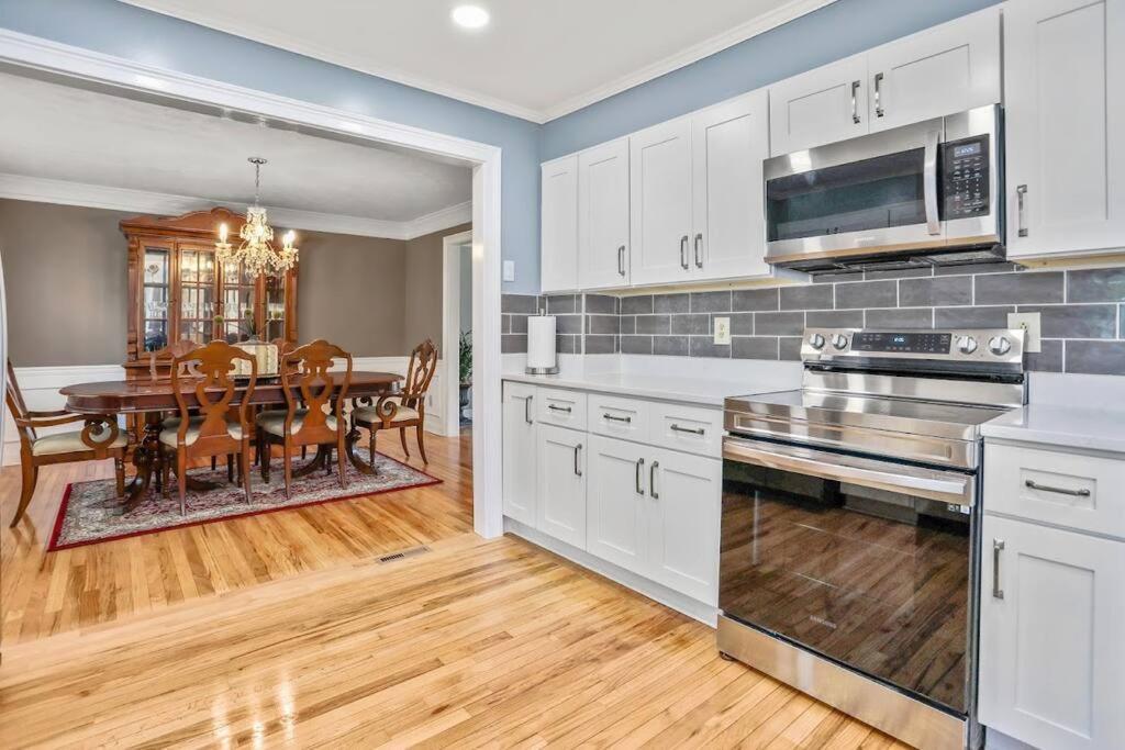 Lovely 5Bed, 3-Fullbath ! 5Min To Free Way I-85 Lawrenceville Eksteriør bilde