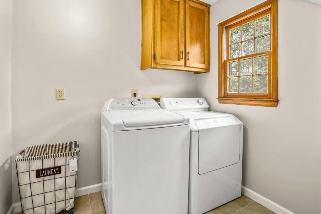 Lovely 5Bed, 3-Fullbath ! 5Min To Free Way I-85 Lawrenceville Eksteriør bilde