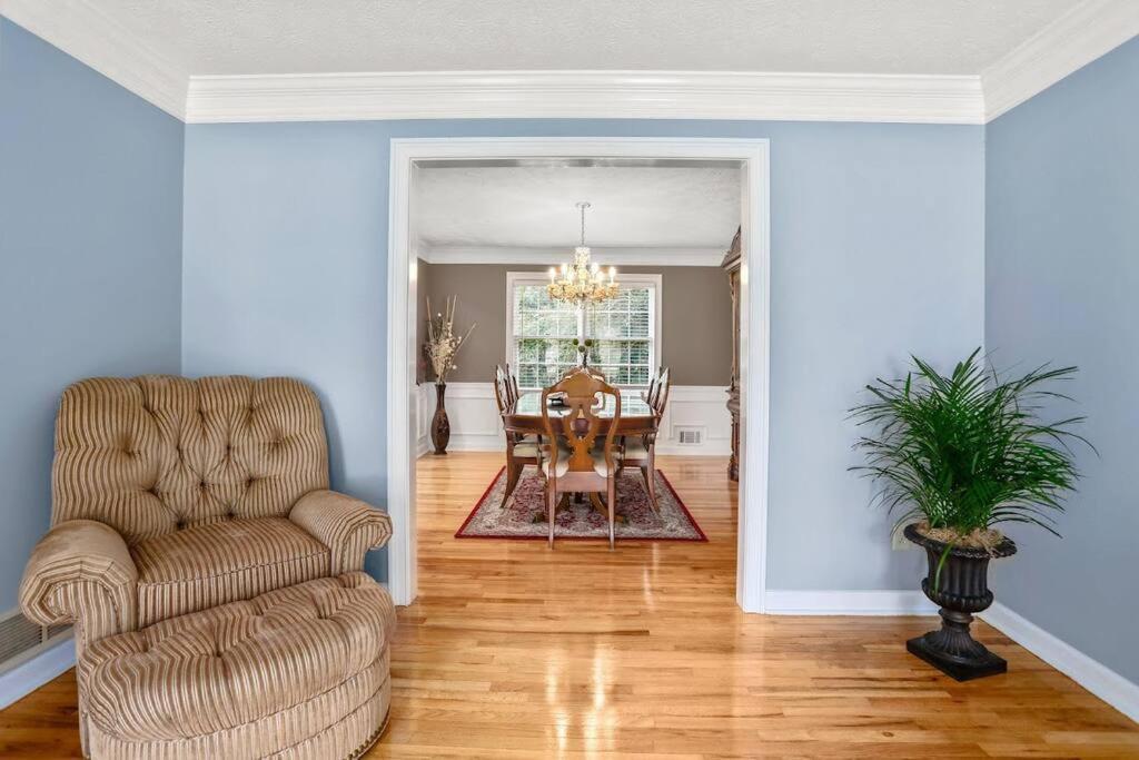 Lovely 5Bed, 3-Fullbath ! 5Min To Free Way I-85 Lawrenceville Eksteriør bilde